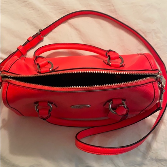 Coach purse - Picture 2 of 4